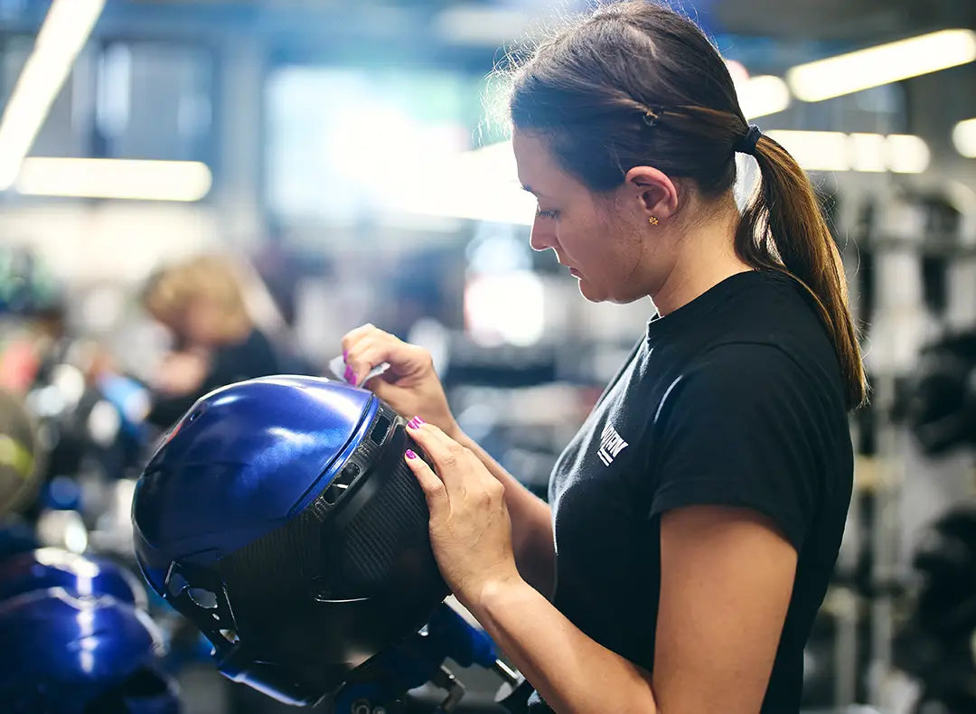 is nolan group helmet fabrication better than other polycarbonate N60-6 SINCRONO Nero / Fucsia  Helmets WHAT MAKES A PREMIUM HELMET
