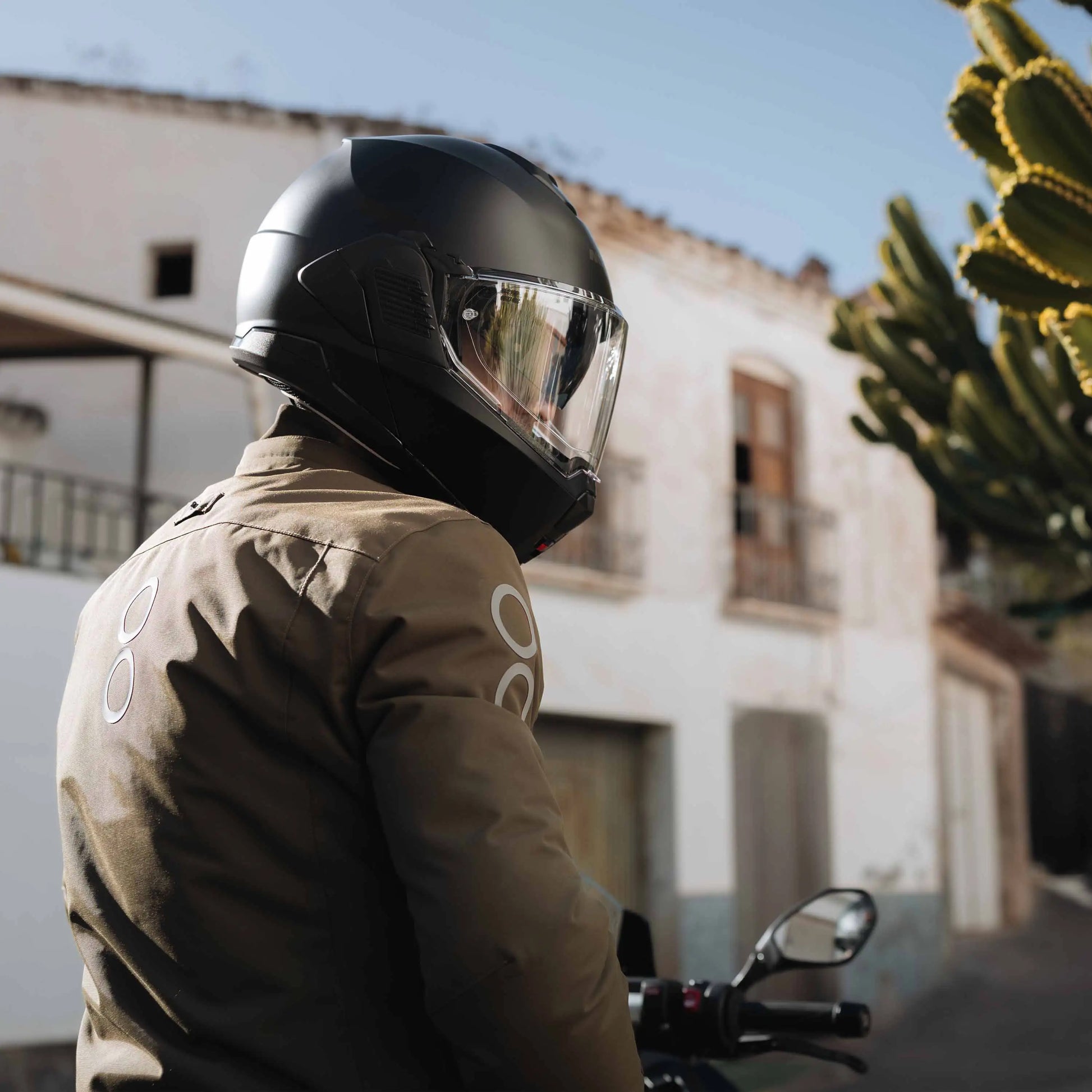 N120-1 CLASSICO Nero / Glossy – Nolan Helmets