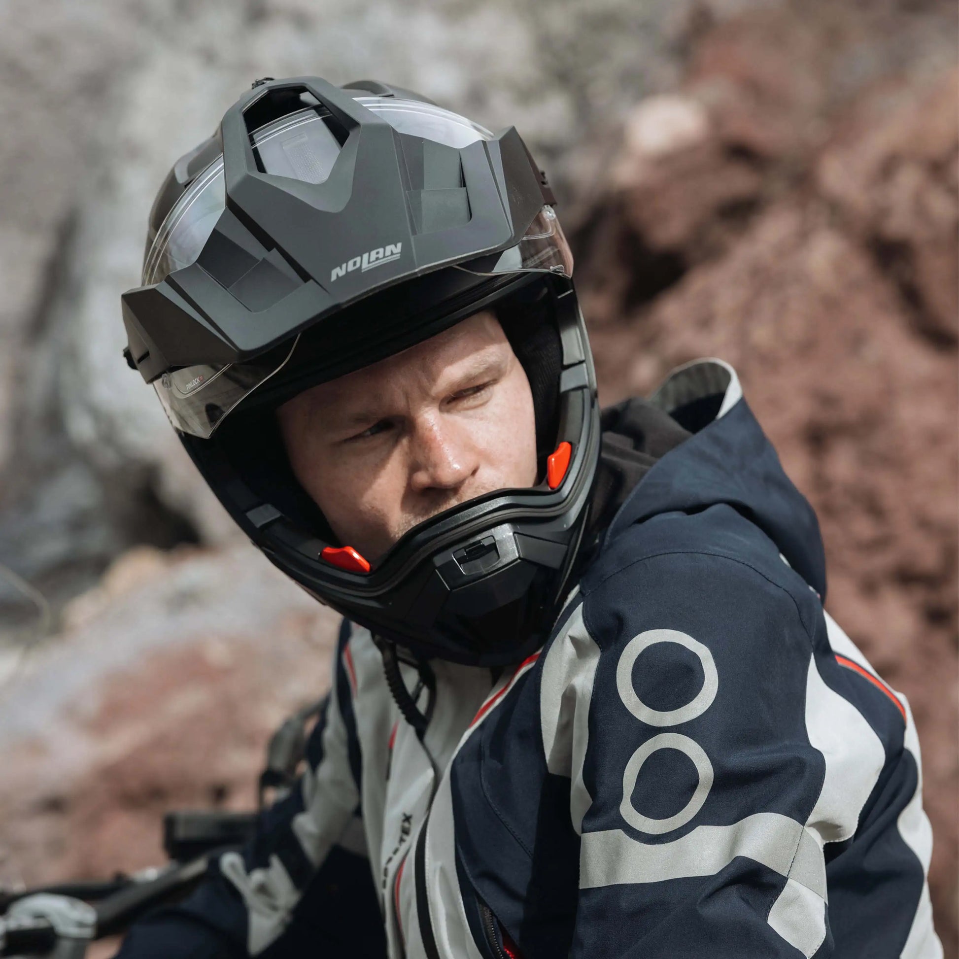 N70-2 X 06 CLASSICO NOBILE Pietra / Nero – Nolan Helmets